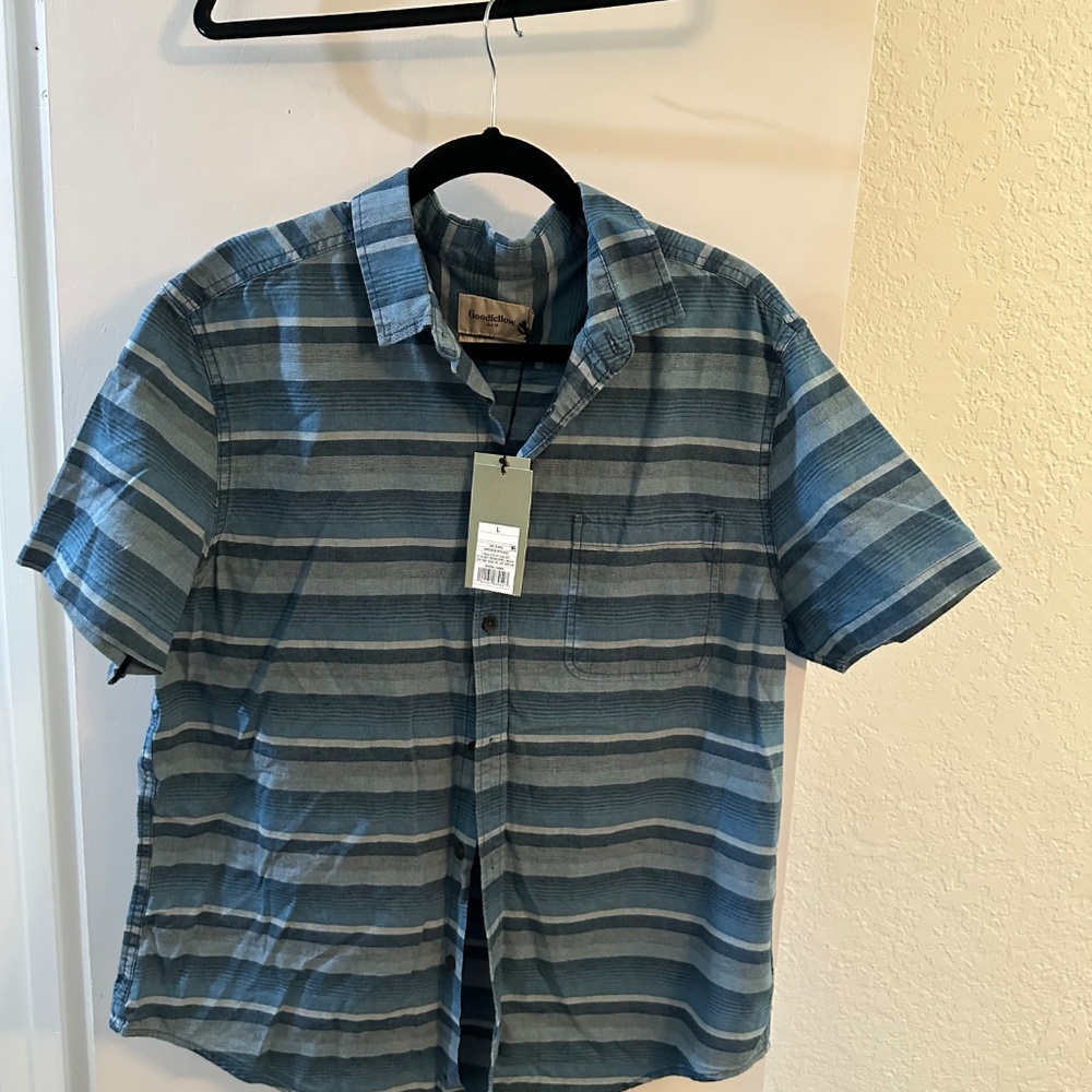 Short sleeve Men's shirt